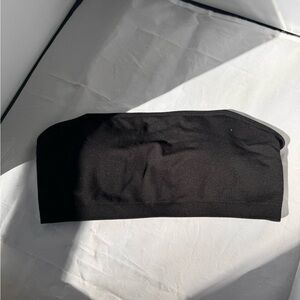 YoungLA - Seamless Curve Black Strapless Bandeau Top